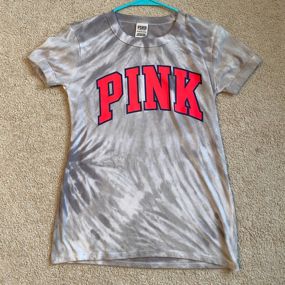 PINK tshirt